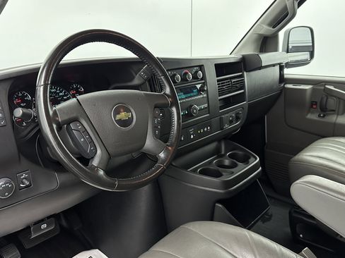 Used 2023 Chevrolet Express 3500 LS image 8