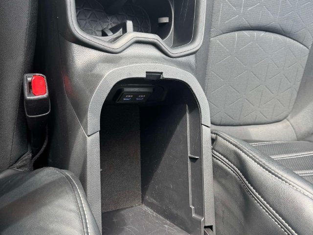 Used 2022 Toyota RAV4 XLE AWD/4WD image 36