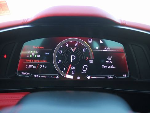 Used 2023 Chevrolet Corvette Stingray Premium Conv w/ Z51 Performance Package image 15