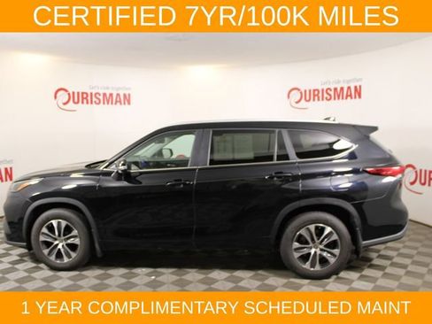 Used 2023 Toyota Highlander XLE AWD/4WD image 4