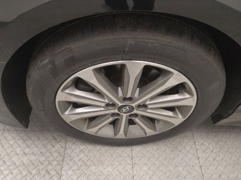 Used 2016 Hyundai Sonata Limited w/ Option Group 05 FWD image 31