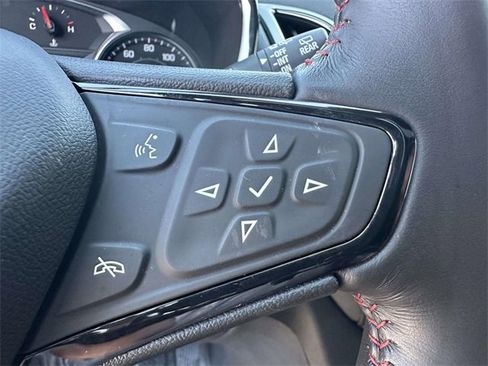 Used 2022 Chevrolet Equinox RS w/ LPO, Floor Liner Package image 31