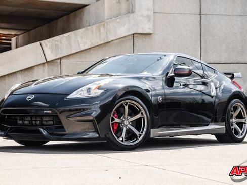 Used 2014 Nissan 370Z NISMO w/ Bose Package RWD image 37