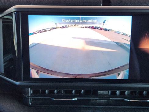 Used 2024 Jeep Wrangler Sport S image 17