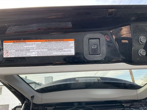 Used 2015 Toyota Sienna XLE w/ XLE Navigation Package image 10