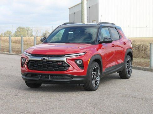 New 2026 Chevrolet TrailBlazer RS w/ Convenience Package image 2