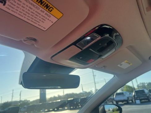 Used 2025 Hyundai Tucson SEL image 16