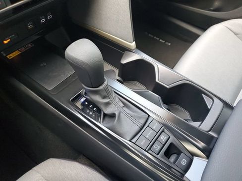 Used 2025 Toyota Camry LE FWD image 35