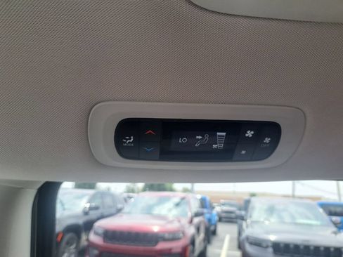 Certified 2023 Chrysler Voyager LX FWD image 27