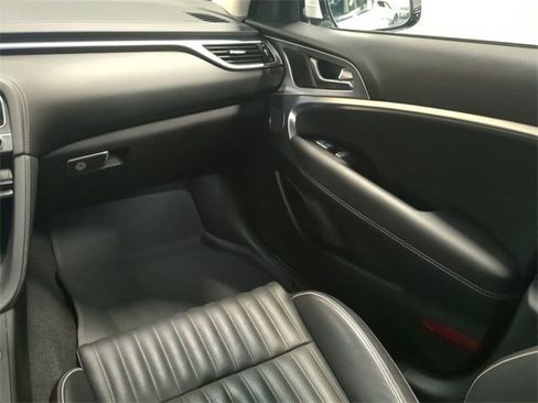 Used 2022 Genesis G70 2.0T w/ Prestige Package image 15