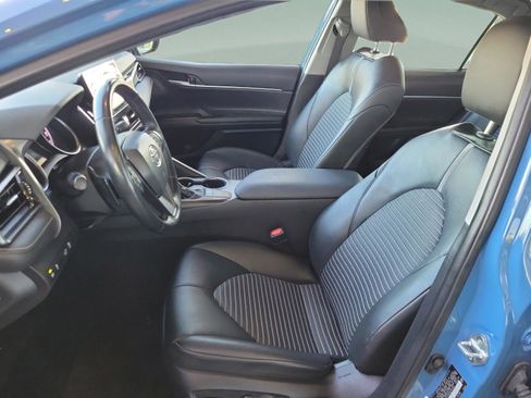 Used 2024 Toyota Camry SE image 8