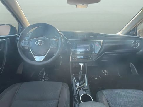 Used 2019 Toyota Corolla LE FWD image 12