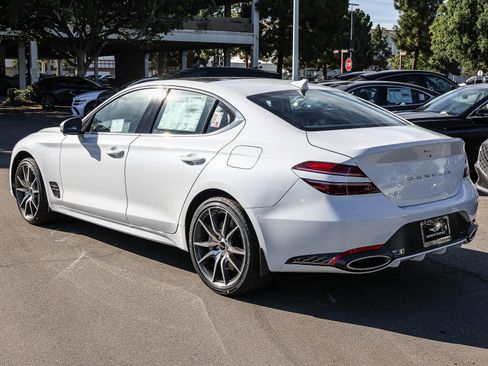 New 2026 Genesis G70 2.5T Prestige image 6
