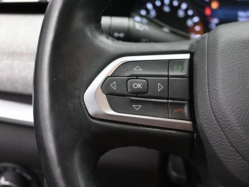 Used 2022 Jeep Compass Latitude w/ Sun and Sound Group AWD/4WD image 22