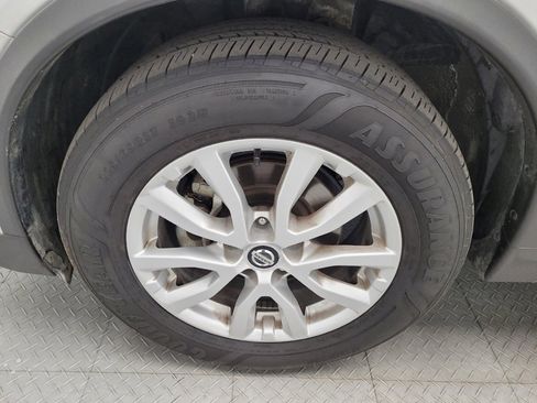 Used 2020 Nissan Rogue SV image 31