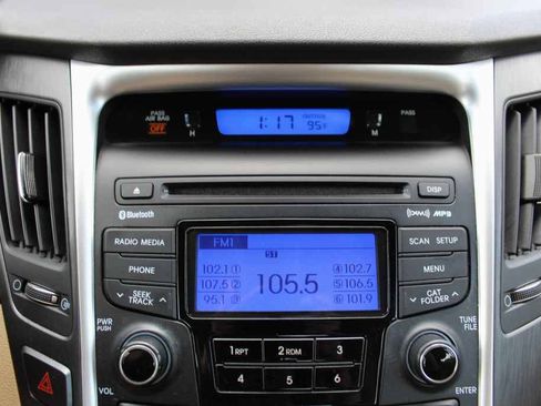 Used 2013 Hyundai Sonata GLS FWD image 17