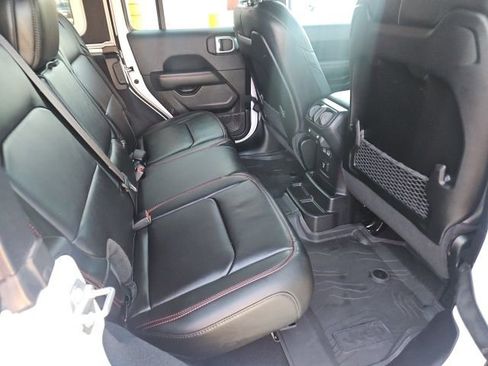 Used 2024 Jeep Wrangler Unlimited Rubicon w/ Convenience Group image 26