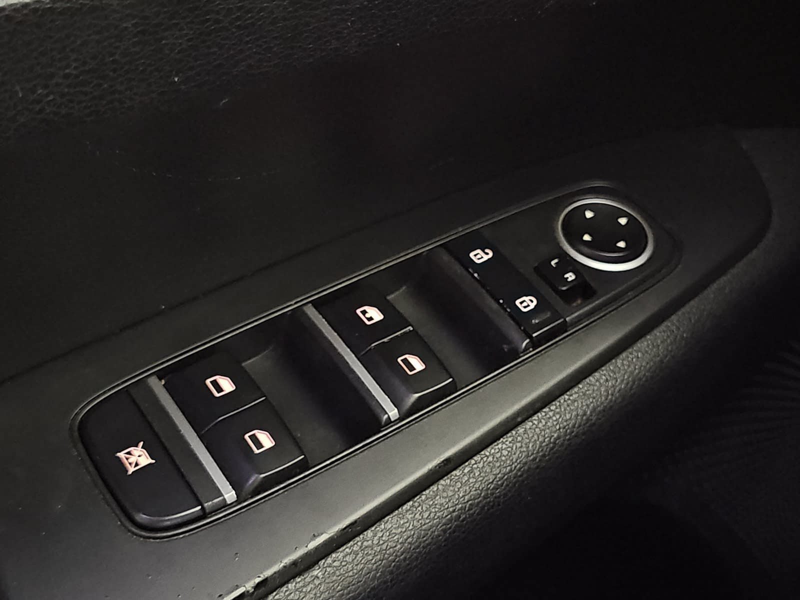 Used 2019 Kia Forte LXS FWD image 25