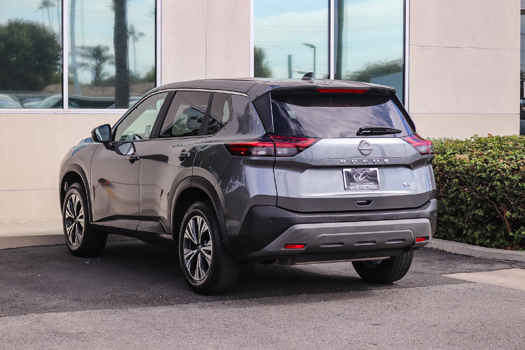 Used 2023 Nissan Rogue SV FWD image 6