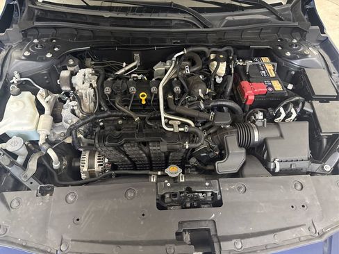 Used 2023 Nissan Altima 2.5 SR FWD image 17
