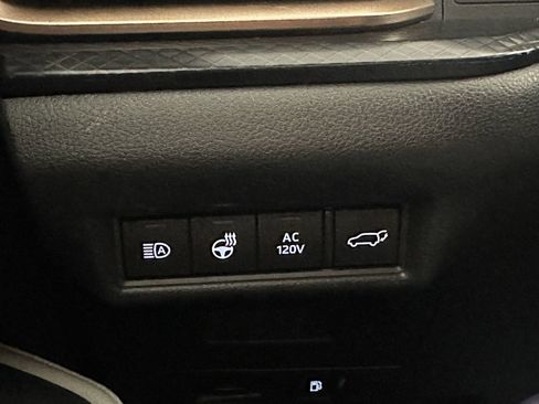 Used 2024 Toyota Grand Highlander AWD Hybrid image 46