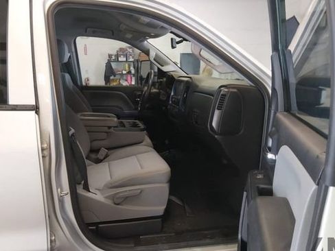 Used 2018 Chevrolet Silverado 2500 W/T w/ WT Fleet Convenience Package AWD/4WD image 5