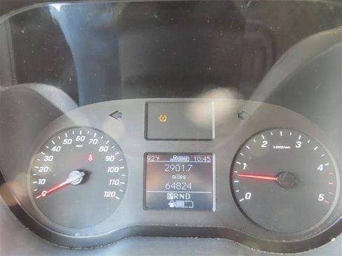 Used 2019 Mercedes-Benz Sprinter 170 image 23