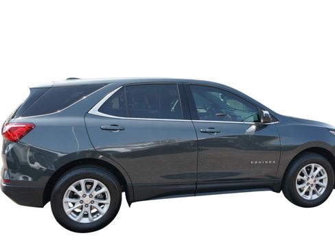 Used 2020 Chevrolet Equinox LT AWD/4WD image 2