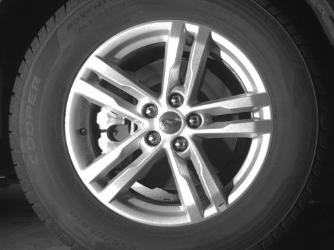 Used 2024 Ford Explorer XLT w/ Equipment Group 202A RWD image 13
