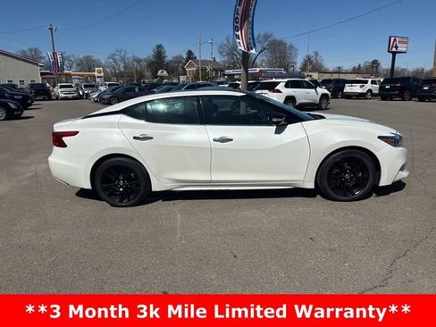 Used 2017 Nissan Maxima Platinum FWD image 2