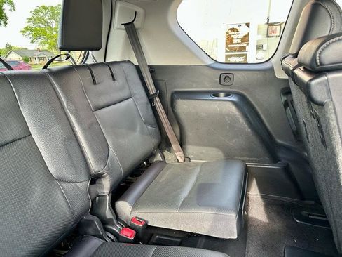 Used 2015 Lexus GX 460 w/ Premium Package image 19