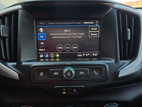 Used 2023 GMC Terrain SLE w/ Driver Convenience Package image 15