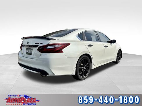 Used 2018 Nissan Altima 2.5 SR w/ SR Midnight Edition FWD image 10