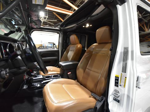 Used 2021 Jeep Gladiator Rubicon image 45