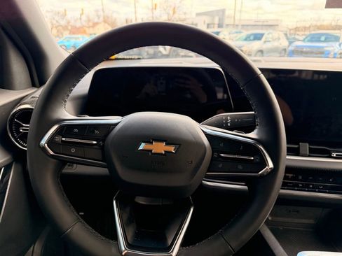 Used 2026 Chevrolet Equinox LT w/ LPO, Floor Liner Package image 11