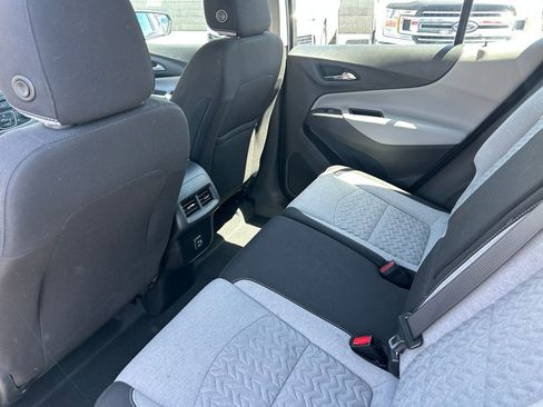 Used 2022 Chevrolet Equinox LS AWD/4WD image 31