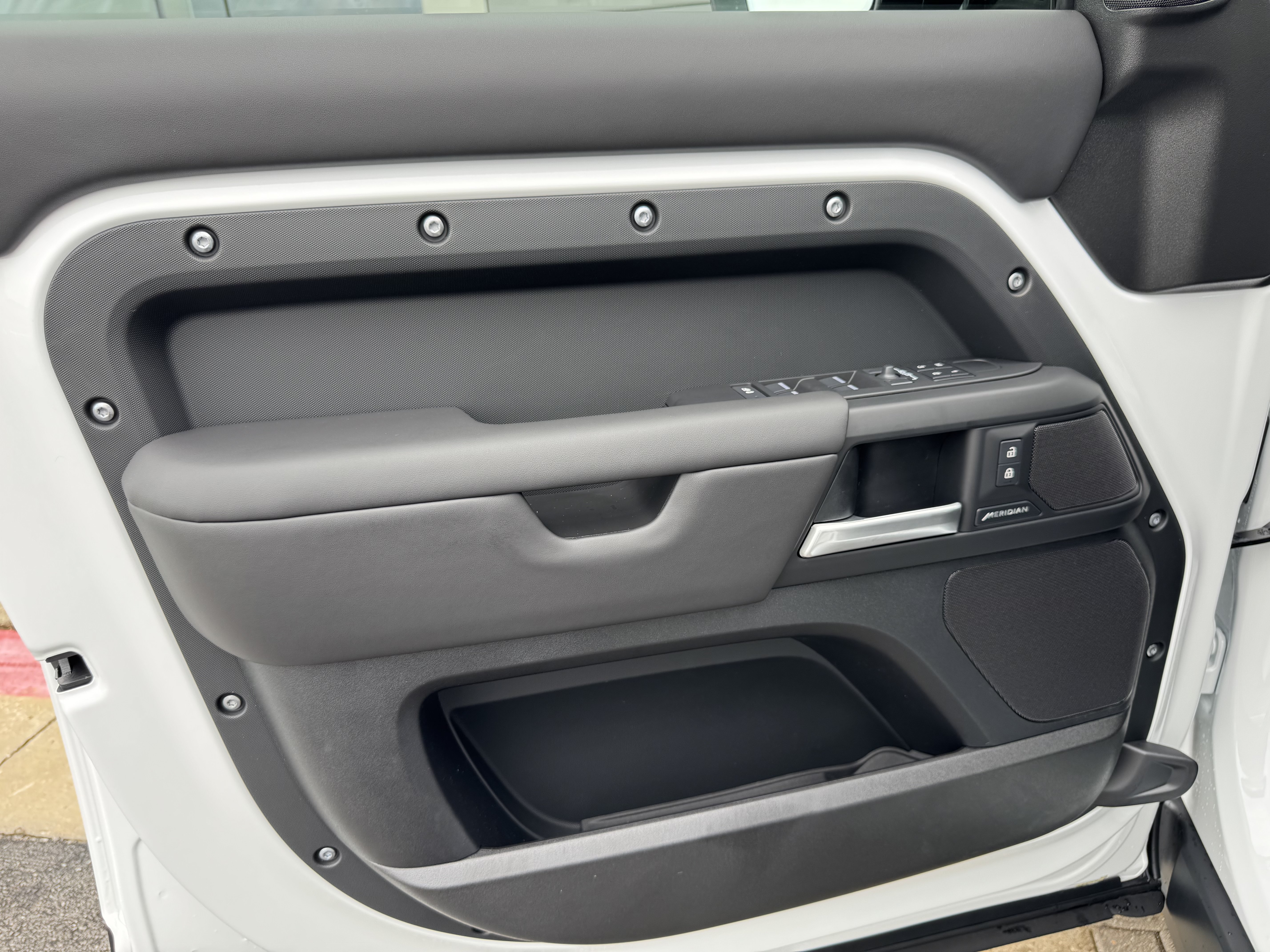 New 2026 Land Rover Defender 110 S AWD/4WD image 10