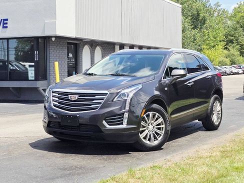 Used 2018 Cadillac XT5 Luxury AWD/4WD image 2