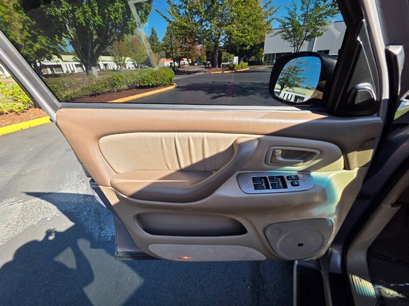 Used 2002 Toyota Sequoia Limited AWD/4WD image 49