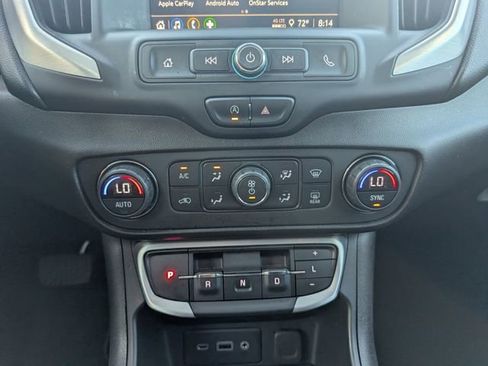 Used 2022 GMC Terrain SLE w/ Driver Convenience Package FWD image 17