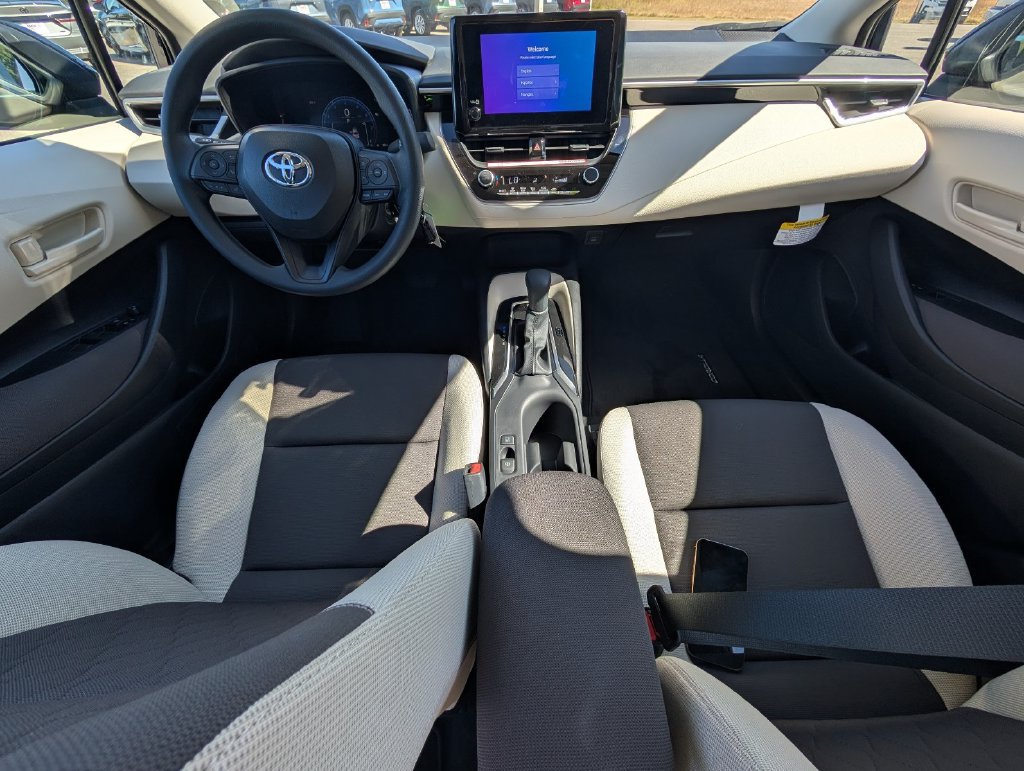 New 2027 Toyota Corolla LE FWD image 25