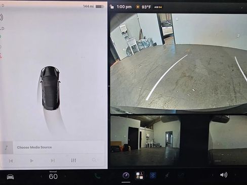 Used 2018 Tesla Model 3 RWD image 19