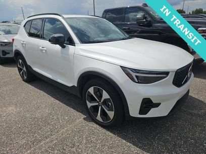 Used 2026 Volvo XC40 B5 Plus