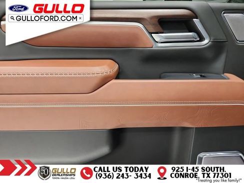 Used 2025 GMC Sierra 2500 Denali Ultimate w/ Max Trailering Package image 17