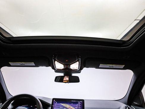 Certified 2023 BMW X4 xDrive30i w/ M Sport Package image 17