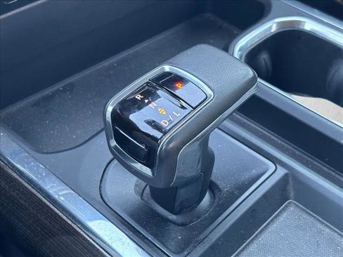 Used 2022 Chevrolet Silverado 1500 LT w/ Texas Edition Plus image 13