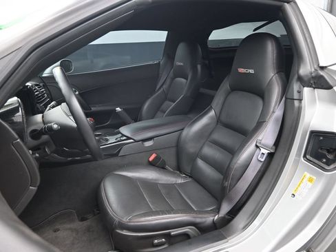 Used 2007 Chevrolet Corvette Z06 w/ Preferred Equipment Group RWD image 19
