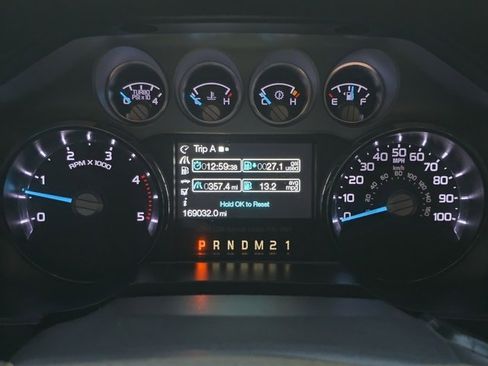 Used 2015 Ford F250 Platinum image 18