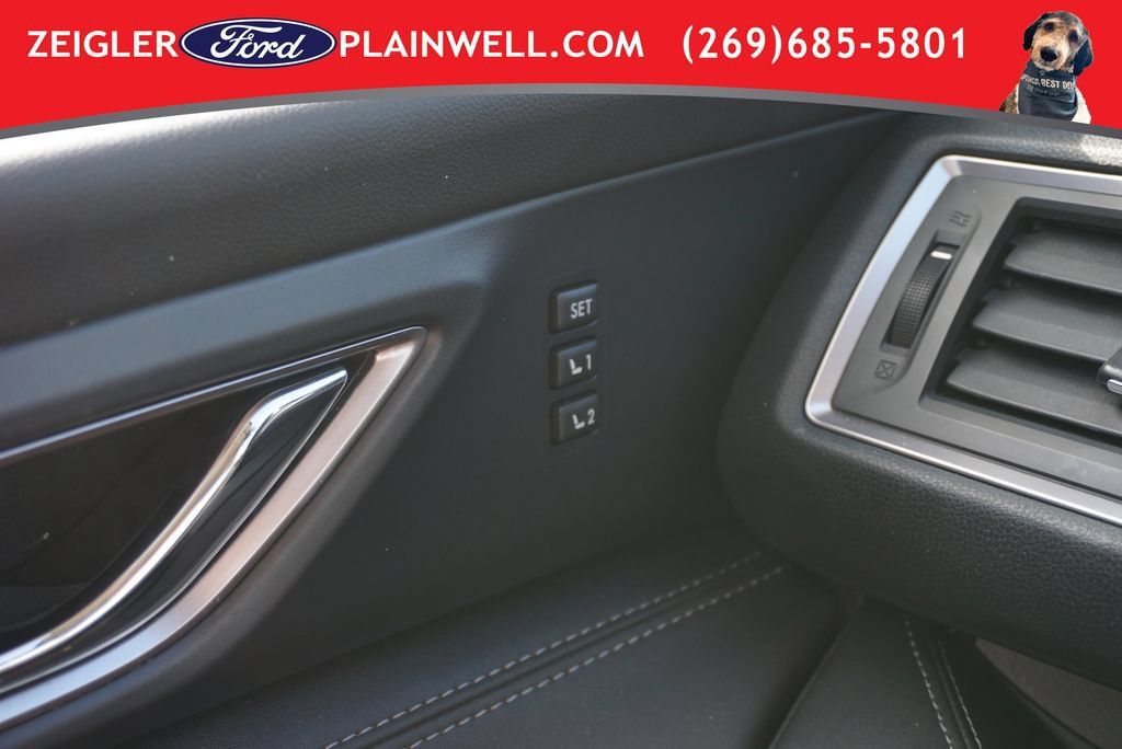Used 2023 Subaru Ascent Limited AWD/4WD image 30