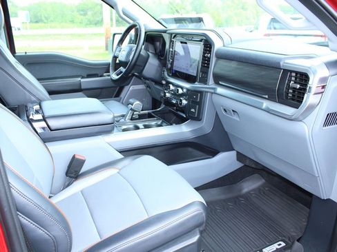 Used 2025 Ford F150 Lariat w/ Equipment Group 502A High AWD/4WD image 33